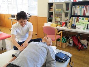 理学療法士 末長真之介